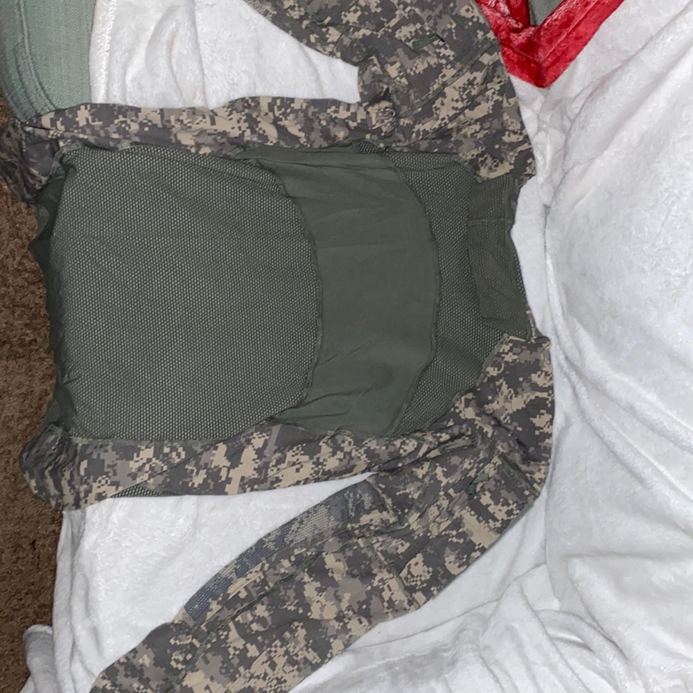 XL Army combat long sleeve